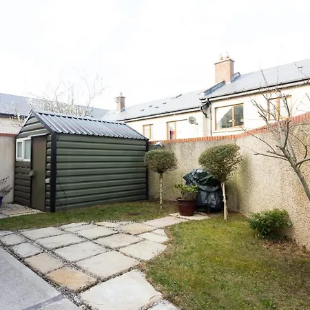 Prázdninový dům Guestready - Lovely Semi-d With Private Garden Citywest