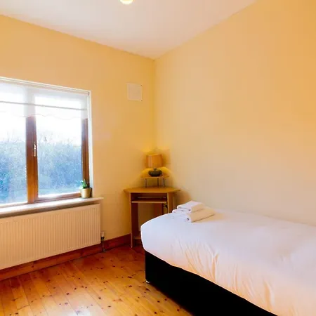 Prázdninový dům Guestready - Lovely Semi-d With Private Garden *
